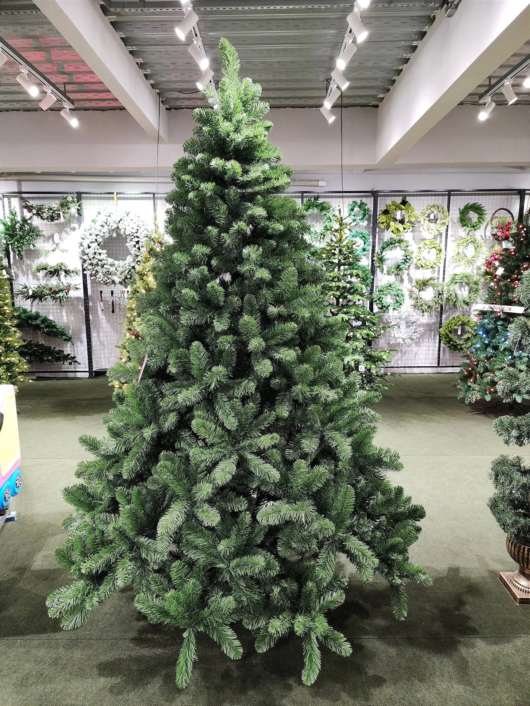 Árvore de Natal Tradicional Imperial Max 2,10m 936 Galhos