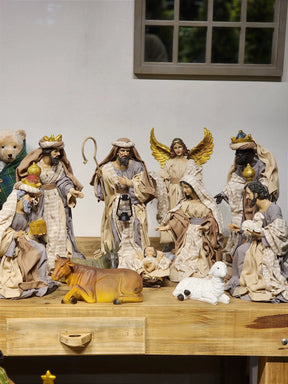 Presépio em Resina com Tecido Natural • 11 Peças • 40cm